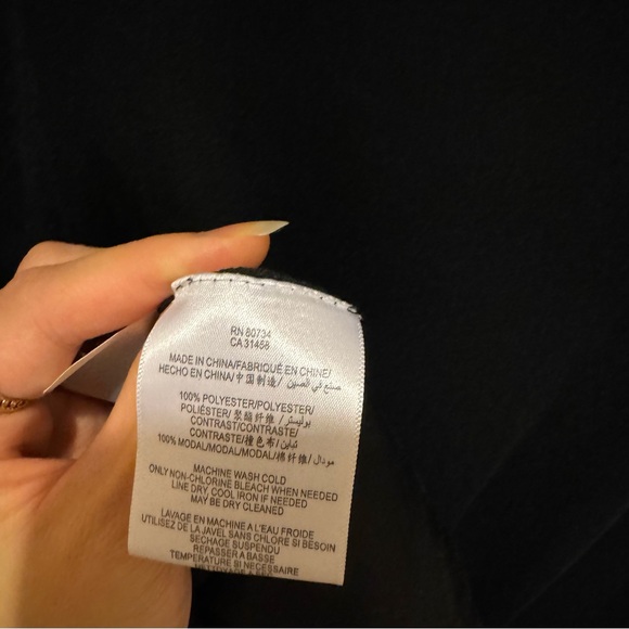 BCBGMAXAZRIA BLACK SLEEVELESS DRESS - Picture 4 of 4